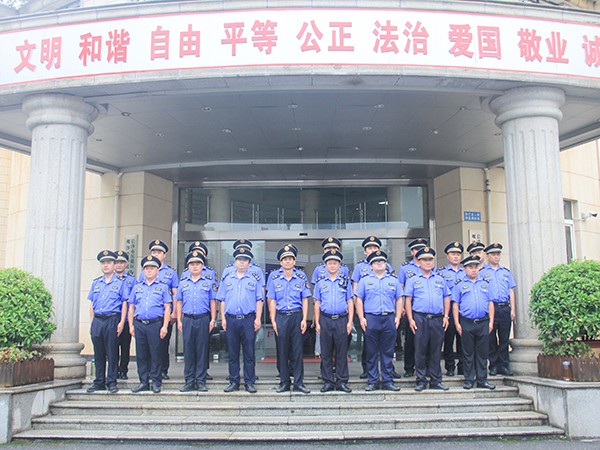 觀沙嶺街道隊員執(zhí)勤風(fēng)采