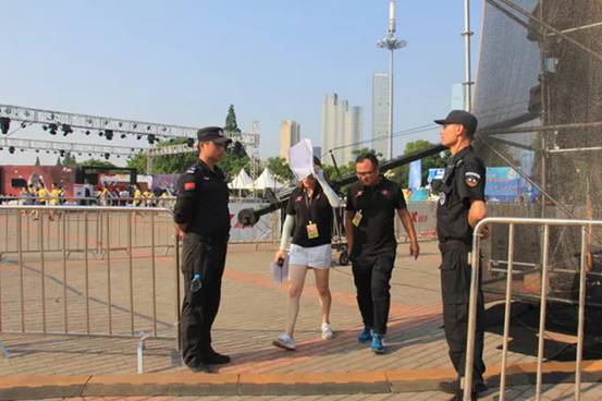 長沙紅光保安服務有限公司,長沙安保服務,長沙安全服務,長沙非武裝押運,勞務派遣服務 長沙紅光保安服務有限公司,長沙安保服務,長沙安全服務,長沙非武裝押運,勞務派遣服務