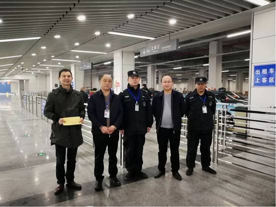 長沙紅光保安服務有限公司,長沙安保服務,長沙安全服務,長沙非武裝押運,勞務派遣服務 長沙紅光保安服務有限公司,長沙安保服務,長沙安全服務,長沙非武裝押運,勞務派遣服務