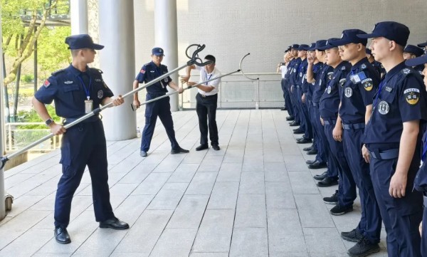 長沙紅光保安服務(wù)有限公司,長沙安保服務(wù),長沙安全服務(wù),長沙非武裝押運,勞務(wù)派遣服務(wù)