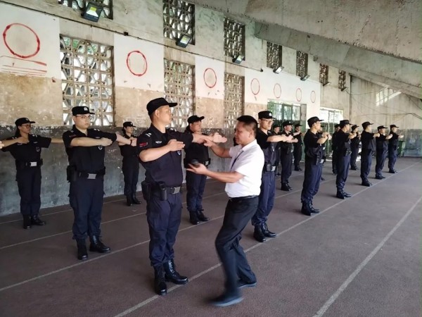 長沙紅光保安服務(wù)有限公司,長沙安保服務(wù),長沙安全服務(wù),長沙非武裝押運(yùn),勞務(wù)派遣服務(wù)