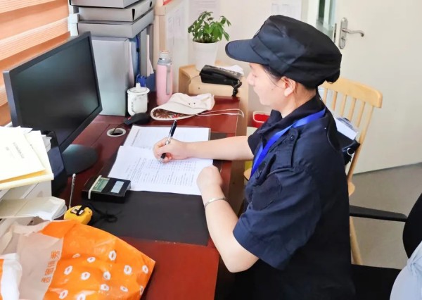 長沙紅光保安服務(wù)有限公司,長沙安保服務(wù),長沙安全服務(wù),長沙非武裝押運,勞務(wù)派遣服務(wù)