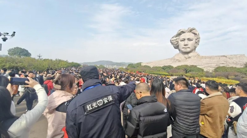 長沙紅光保安服務有限公司,長沙安保服務,長沙安全服務,長沙非武裝押運,勞務派遣服務 長沙紅光保安服務有限公司,長沙安保服務,長沙安全服務,長沙非武裝押運,勞務派遣服務