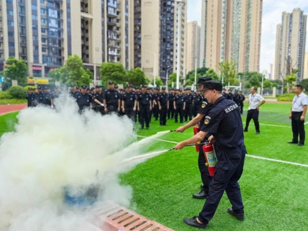 長沙紅光保安服務有限公司,長沙安保服務,長沙安全服務,長沙非武裝押運,勞務派遣服務 長沙紅光保安服務有限公司,長沙安保服務,長沙安全服務,長沙非武裝押運,勞務派遣服務